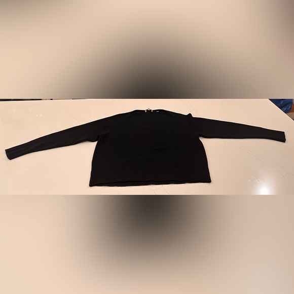 Vince Boatneck Wool & Cashmere black sweater | medium - Picture 9 of 11